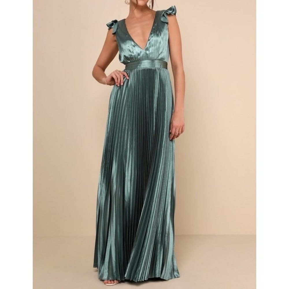 NWT Lulus Exceptional Drama Sage Green Satin Lace-Up Pleated Maxi Dress 2X - Picture 2 of 5